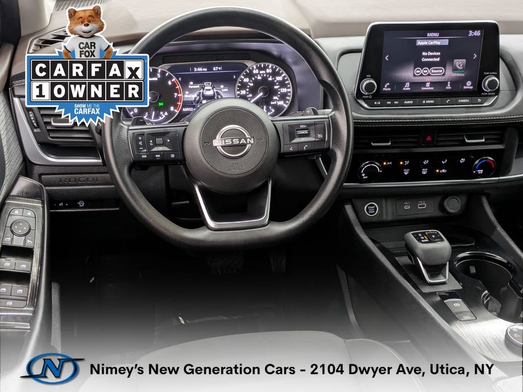 Used 2023 White Nissan S image 4