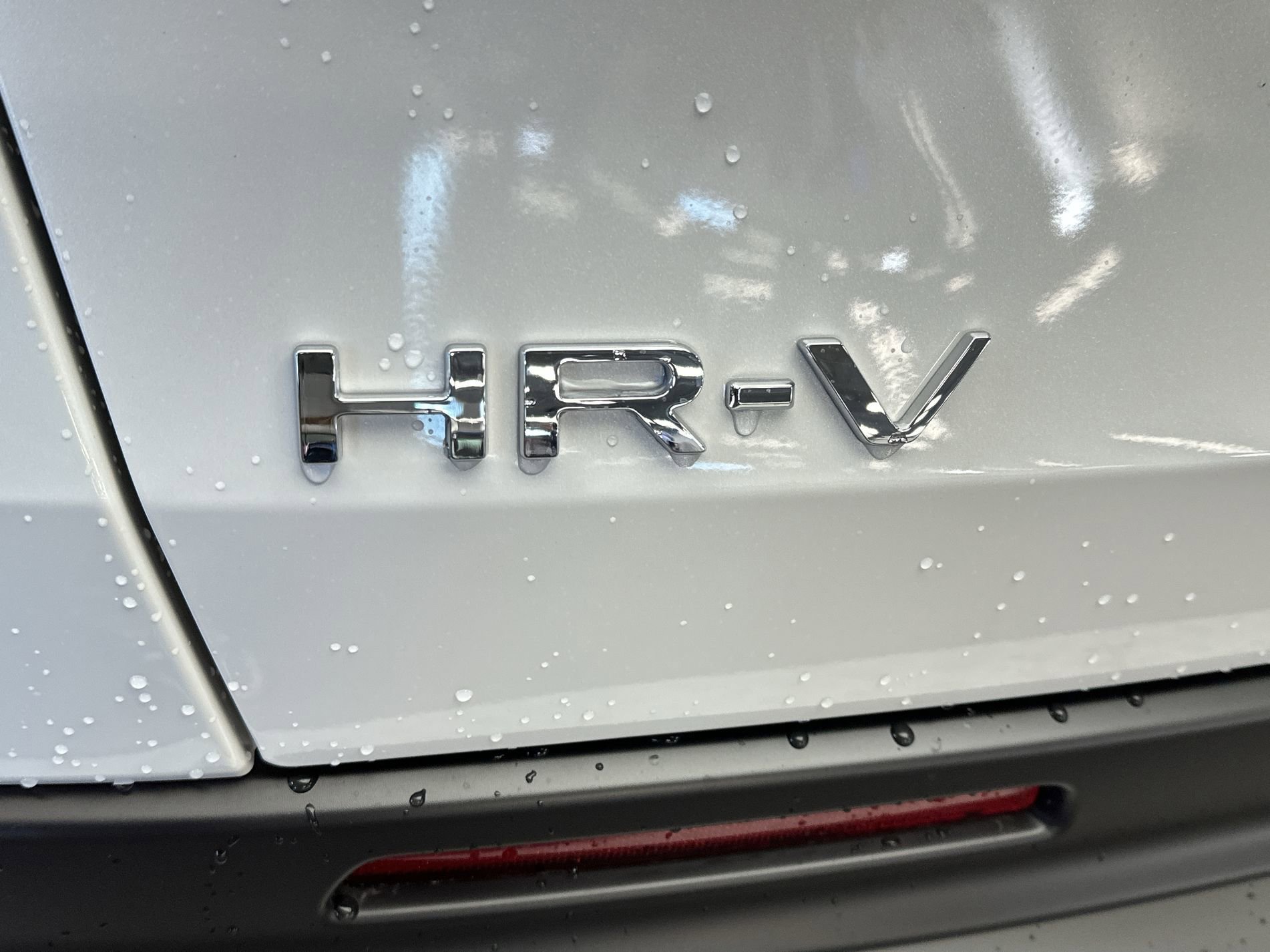 New 2026 Platinum White Pearl Honda LX image 22