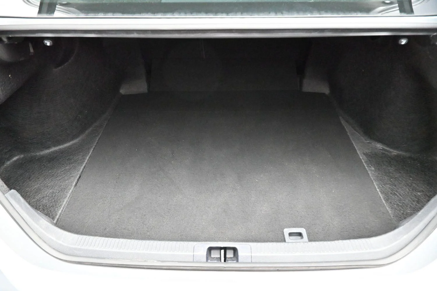 Used 2024 Celestial Silver Metallic Toyota XSE V6 image 9