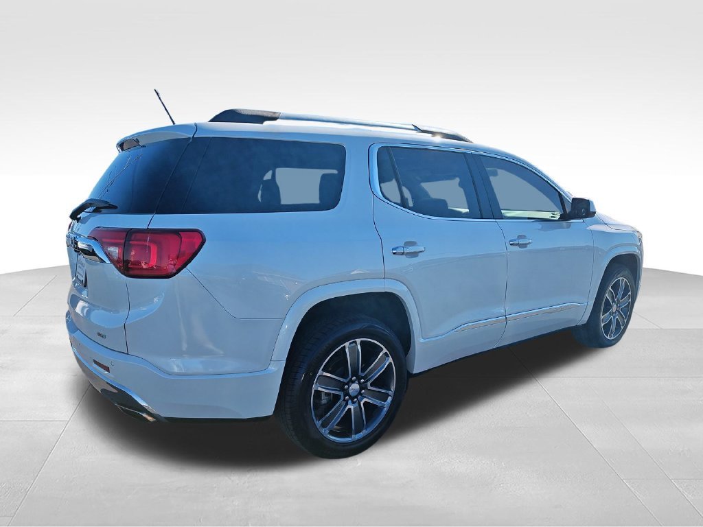 Used 2017 White GMC Denali image 5