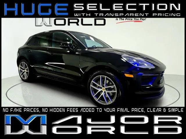 2023 Porsche Macan -'s photo