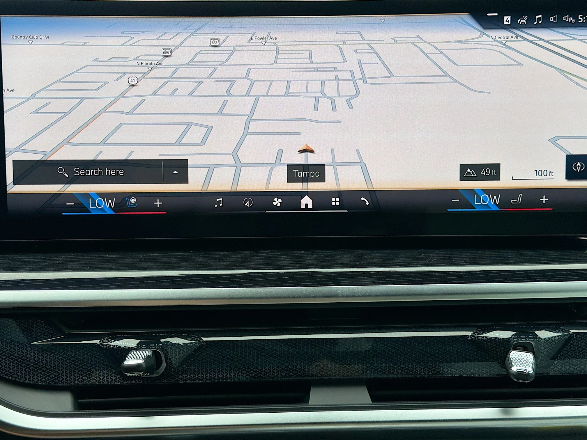 New 2027 Alpine White BMW xDrive40i image 34