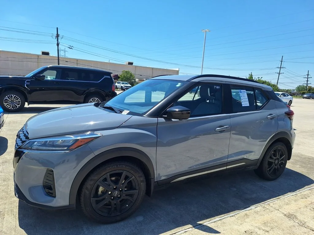 2023 Nissan Kicks 1.6 SR's photo