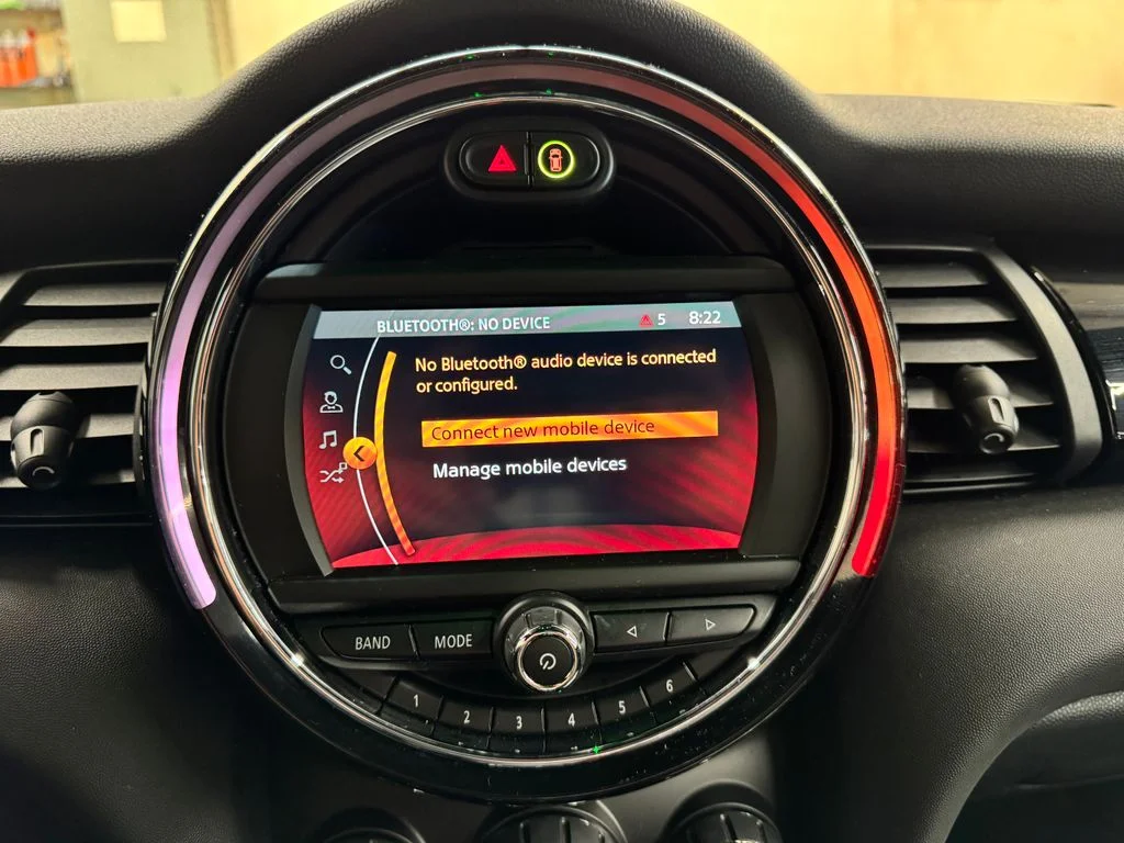 Used 2019 Black MINI Signature image 21