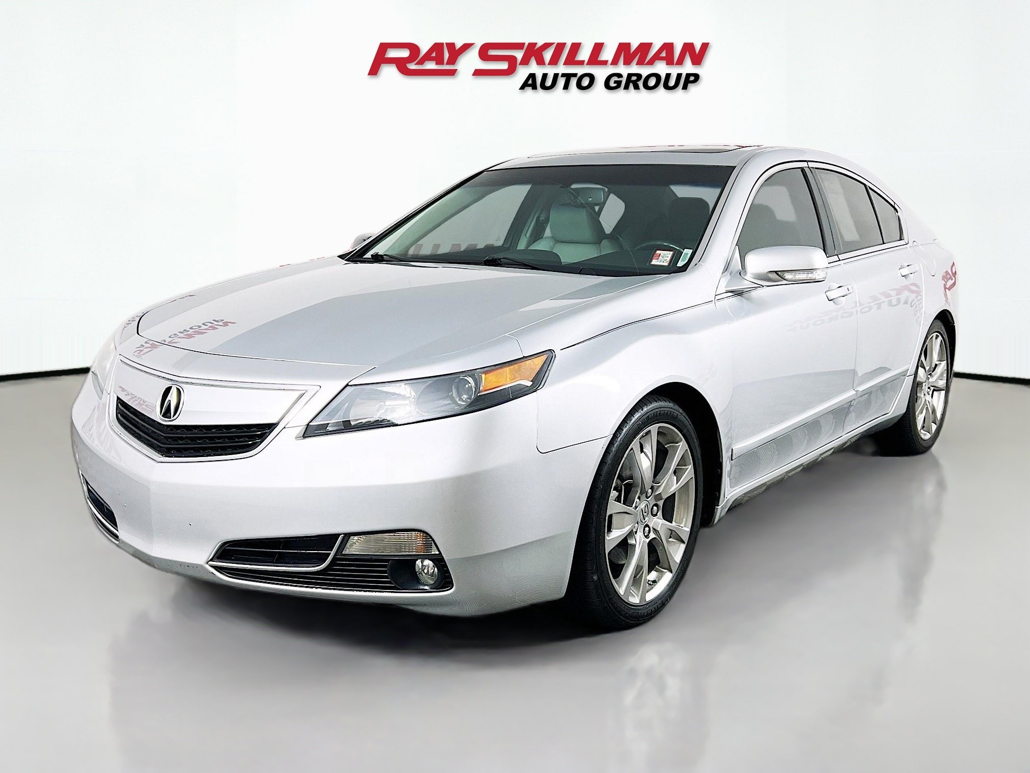 Used 2012 Silver Acura ADVANCE AUTO image 3
