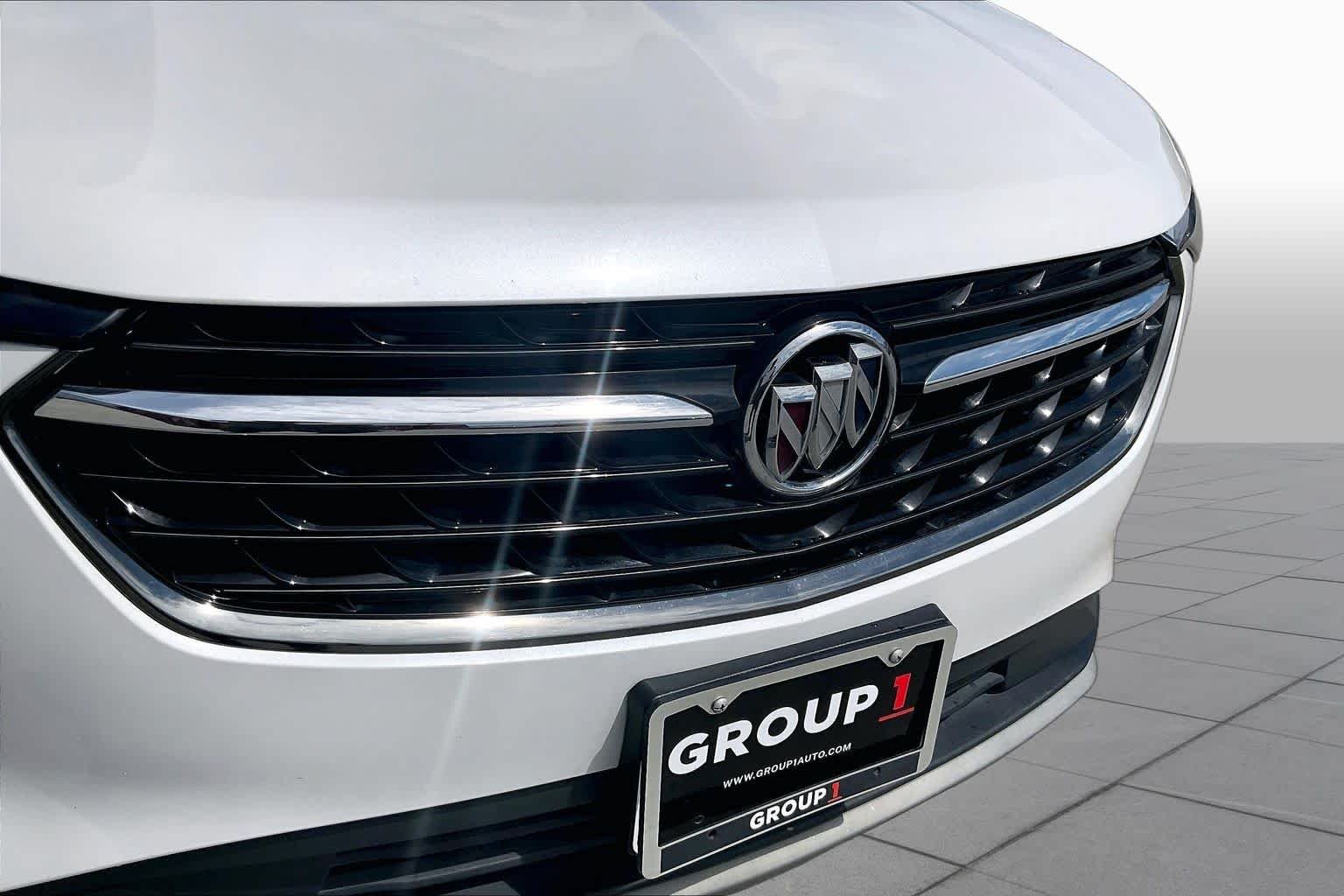Used 2023 White Frost Tricoat Buick Essence image 58