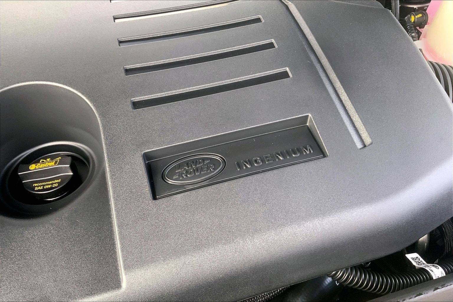 New 2027 Charente Grey Land Rover SE image 17