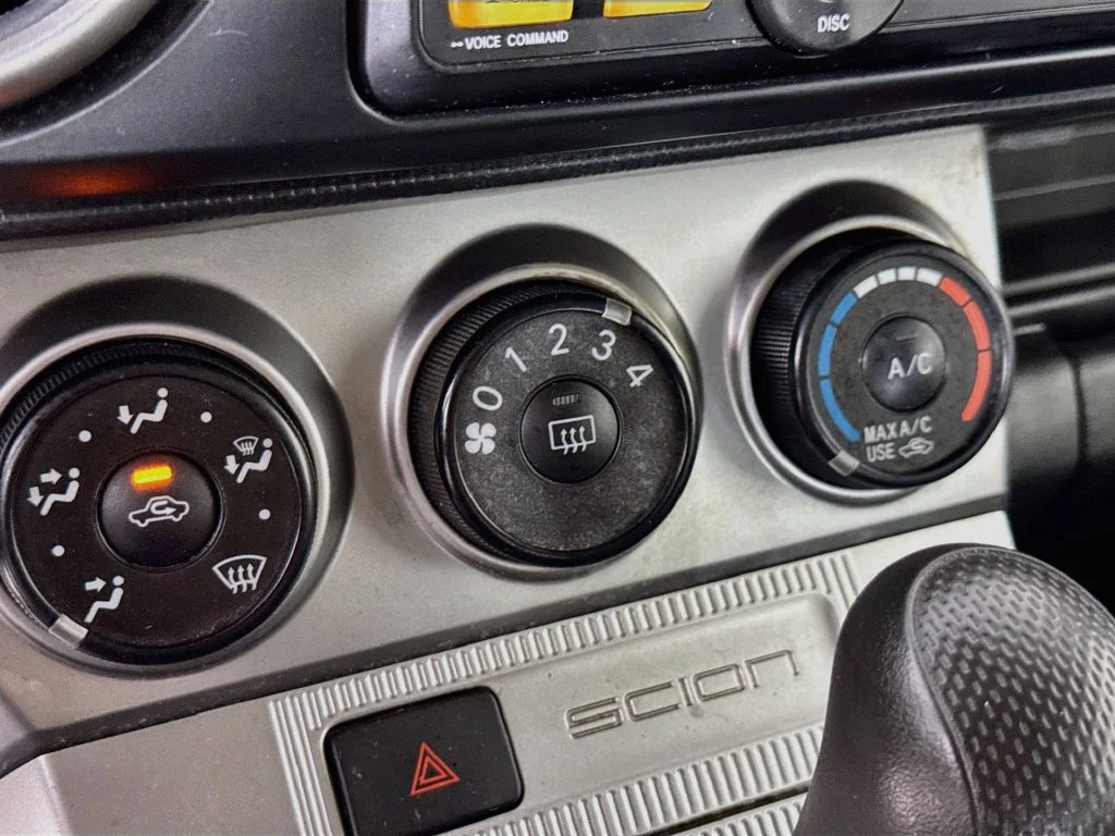 Used 2012 Blue Scion Base image 16