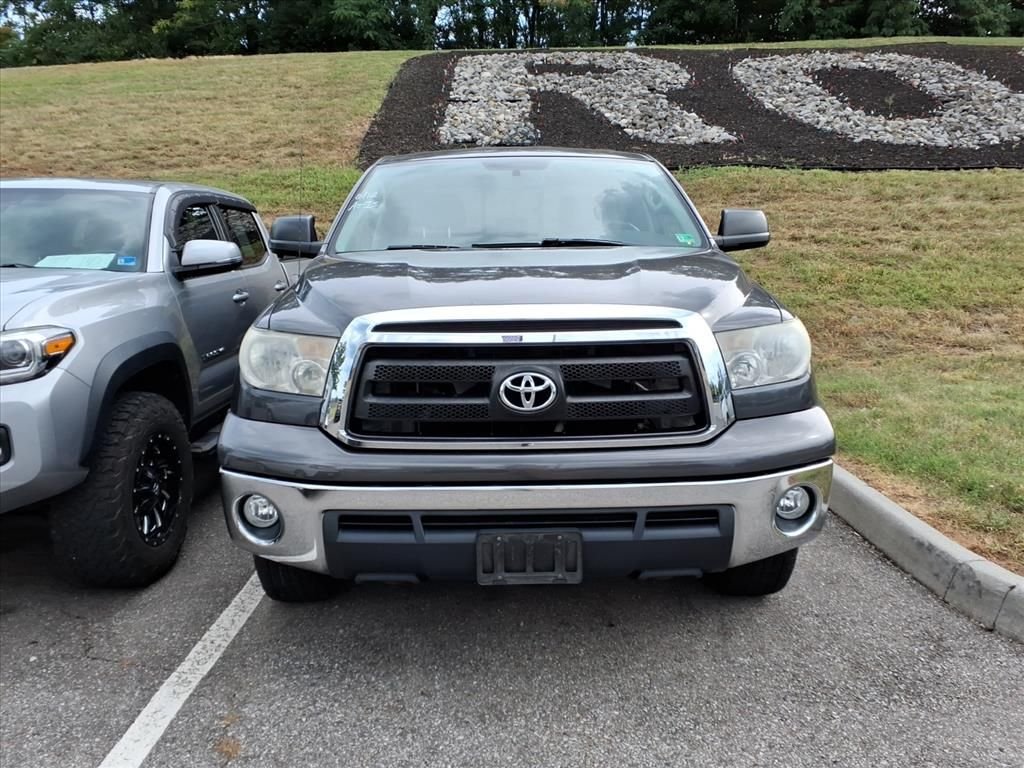 Used 2013 Gray Toyota Grade image 4