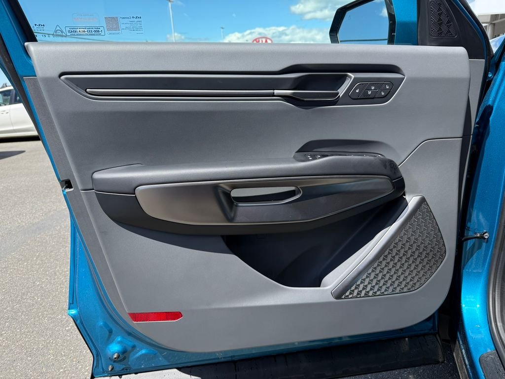 New 2026 Ocean Blue Kia Wind AWD image 18