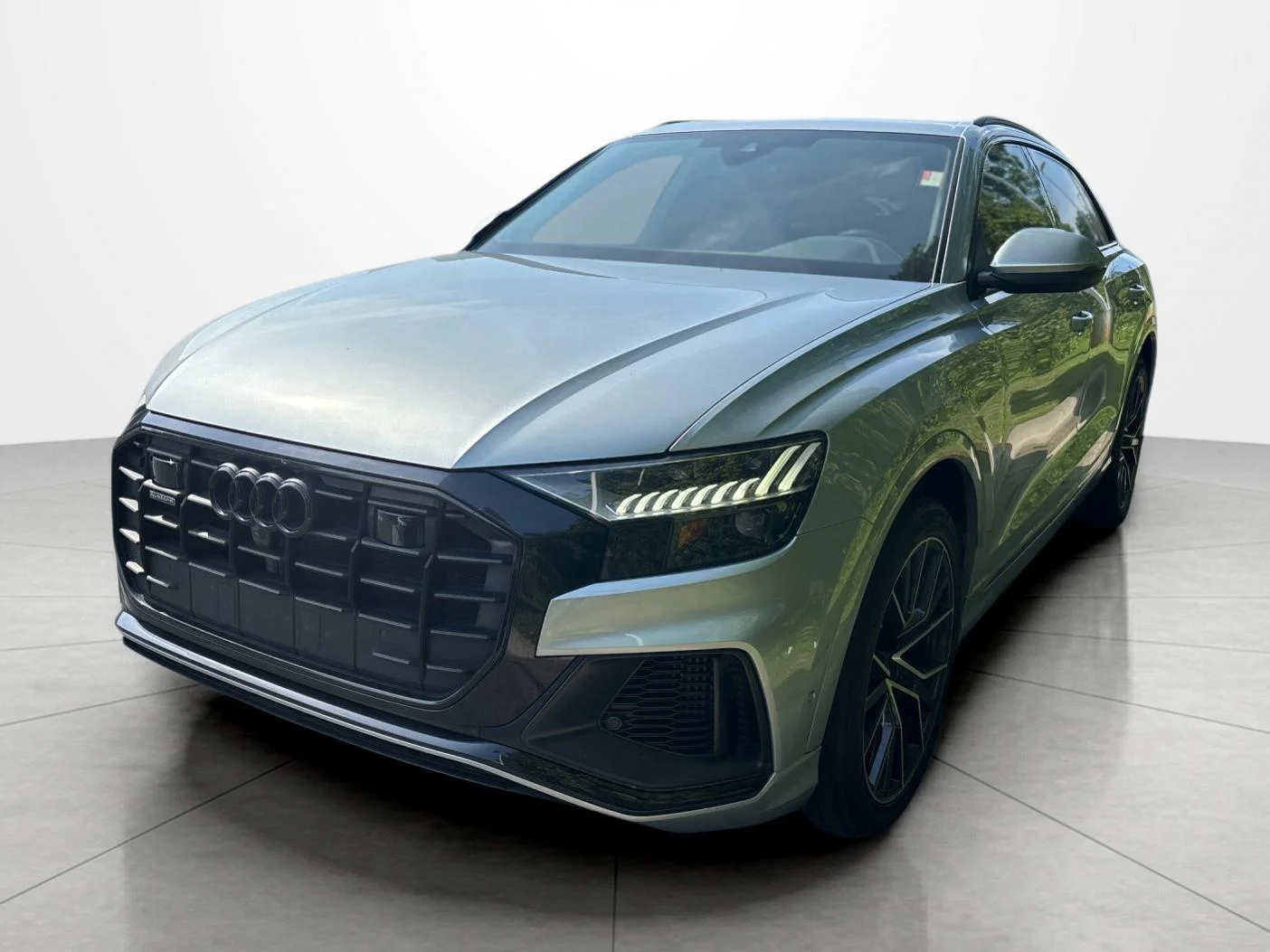 2023 Audi Q8 Premium Plus