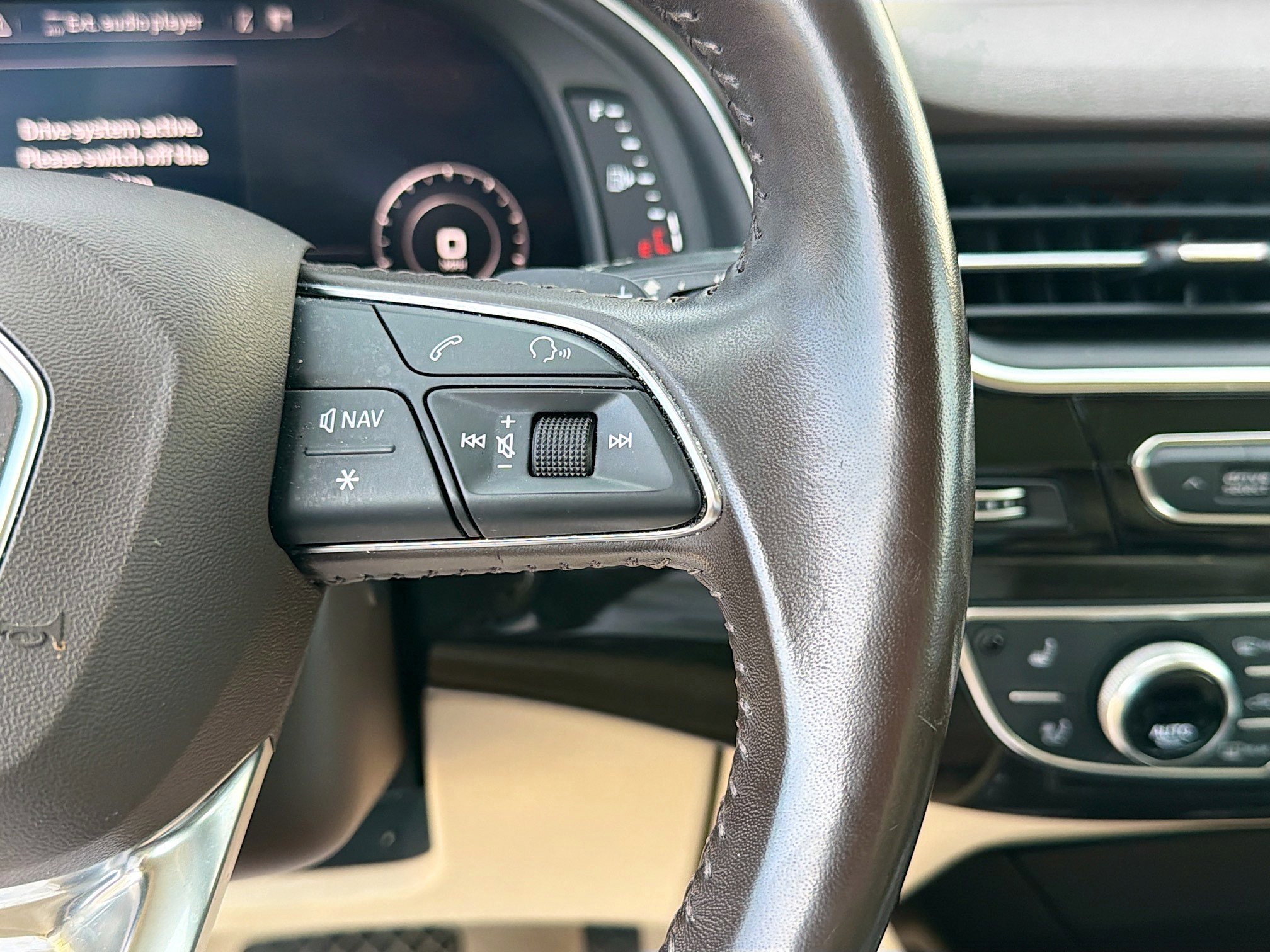 Used 2019 Glacier White Audi Premium Plus image 37