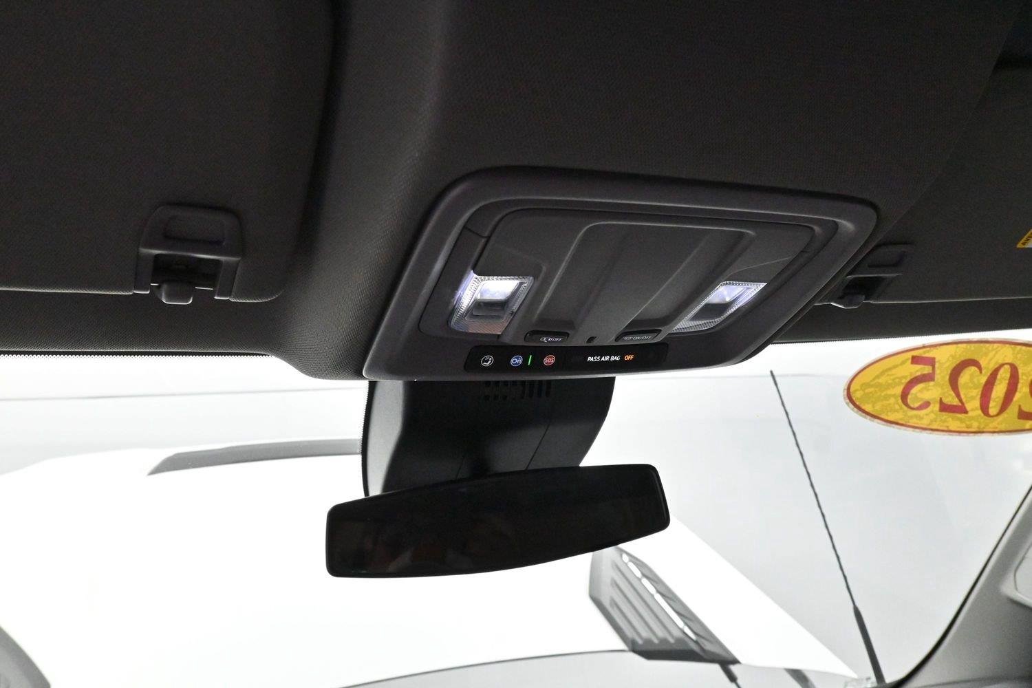 Used 2025 Summit White Chevrolet WT image 24
