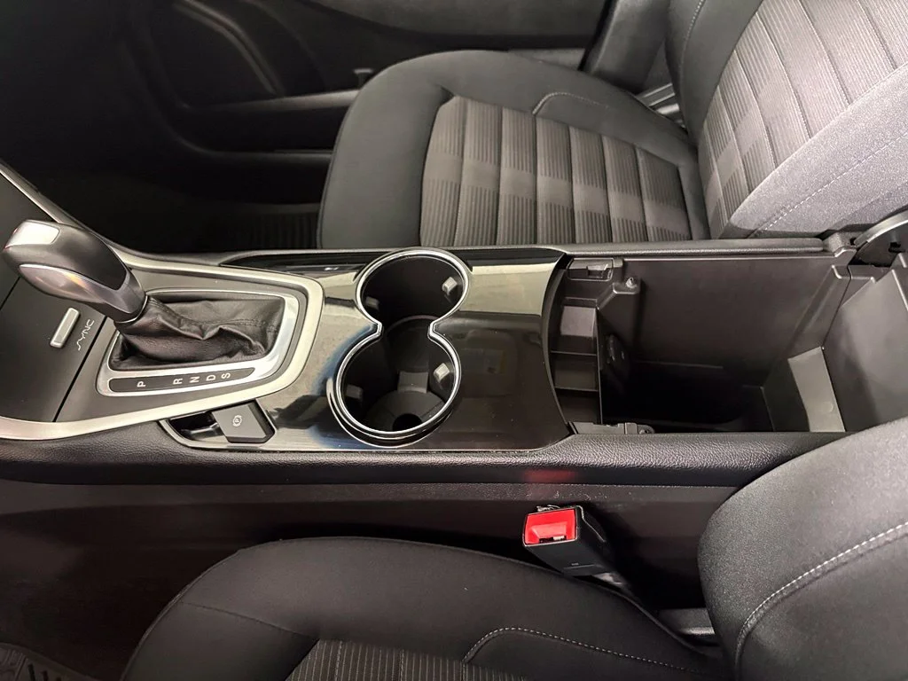 Used 2017 Gold Ford SEL image 29