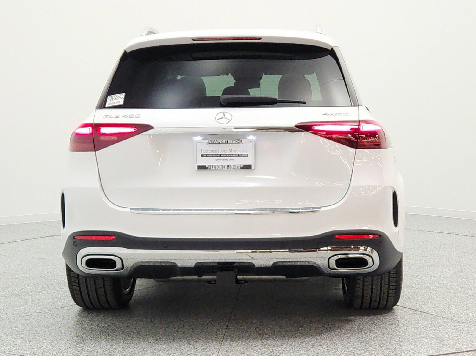 New 2026 MANUFAKTUR Moonlight White Metallic Mercedes-Benz GLE 450 4MATIC® SUV image 35