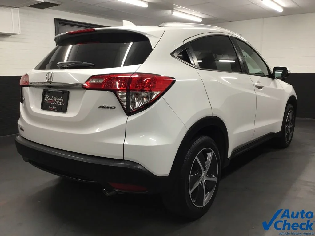 Used 2021 White Honda EX-L image 10