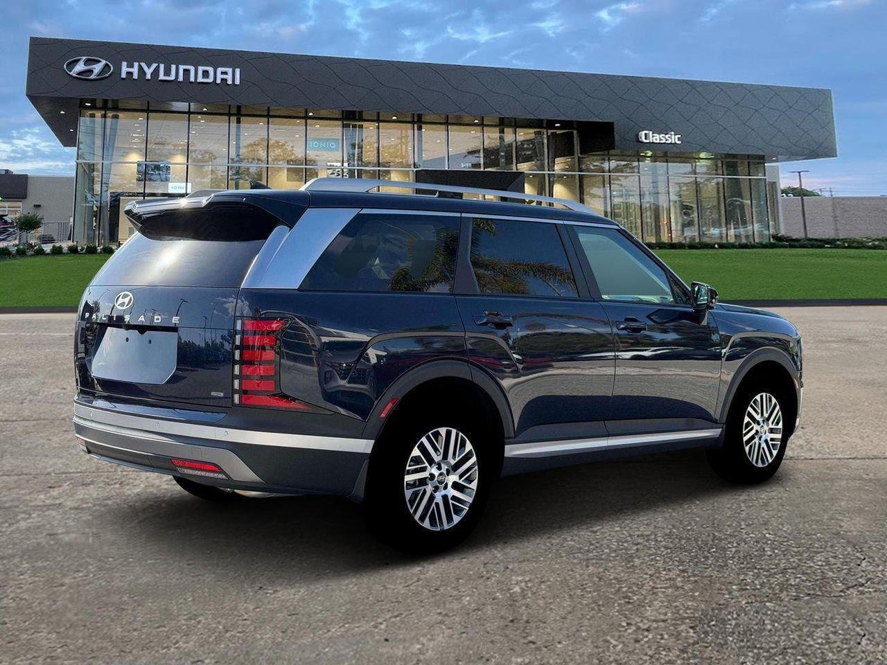 New 2026 Classy Blue Pearl Hyundai SEL 7P image 8