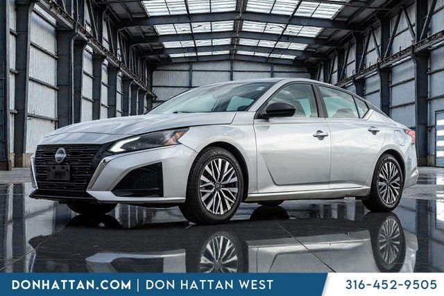 2024 Nissan Altima SV