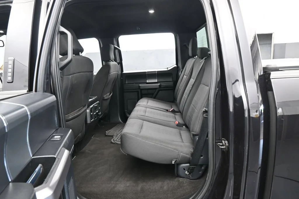 Used 2020 Black Ford XL image 28