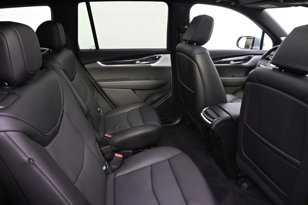 2025 Cadillac XT6 Premium Luxury - Photo 18