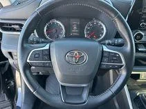 Used 2022 Midnight Black Metallic Toyota LE image 23