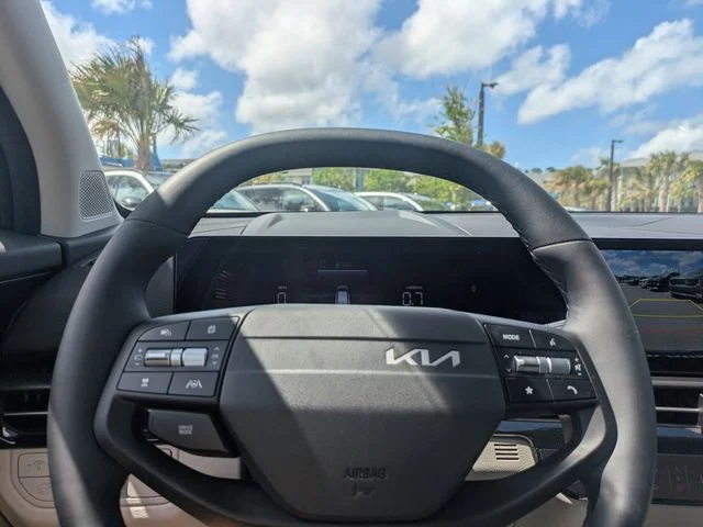 New 2026 Panthera Metal Kia EX image 30