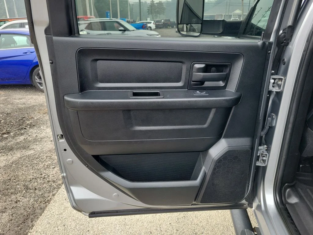 Used 2021 Silver Ram Tradesman image 30