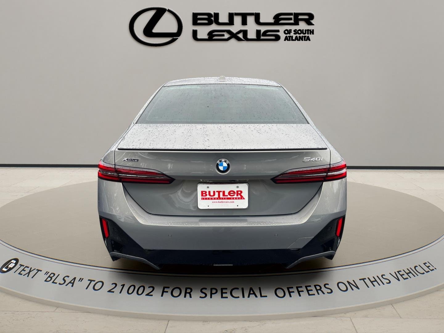 Used 2024 Oxide Grey Metallic BMW 540i xDrive image 6