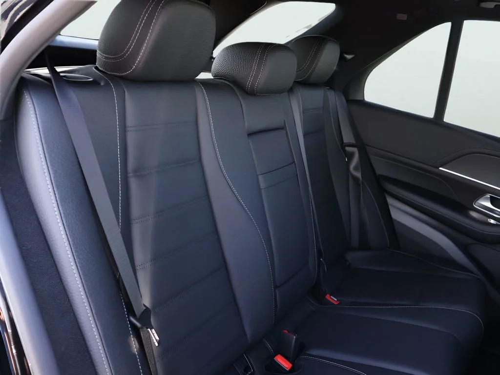 New 2026 Obsidian Black Metallic Mercedes-Benz GLE 580 image 52