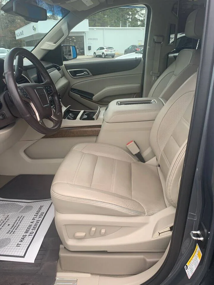 Used 2019 Gray GMC Denali 4x4 4dr SUV image 7