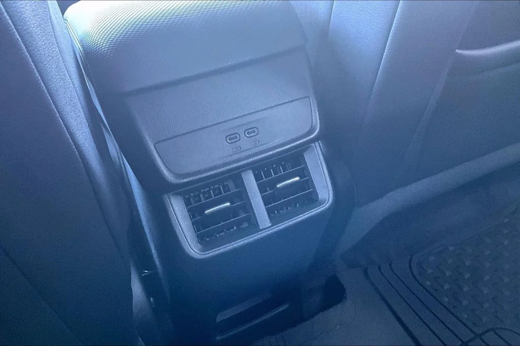 Used 2025 Green Chevrolet LT image 12