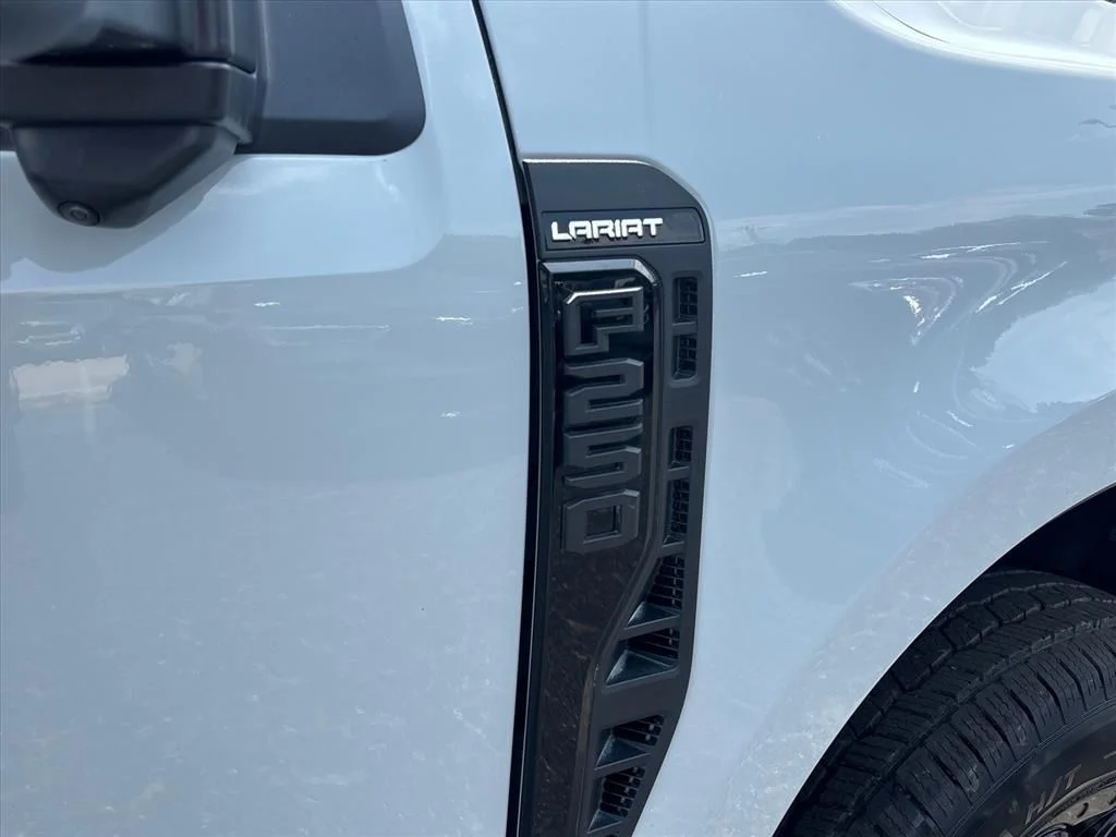 Used 2025 Gray Ford Lariat image 11
