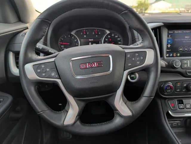 Used 2019 SATIN STEEL METALLIC GMC SLT image 17