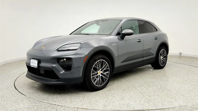 2025 Porsche Macan Electric RWD w/ Premium Pkg, Passenger Display & Surround View