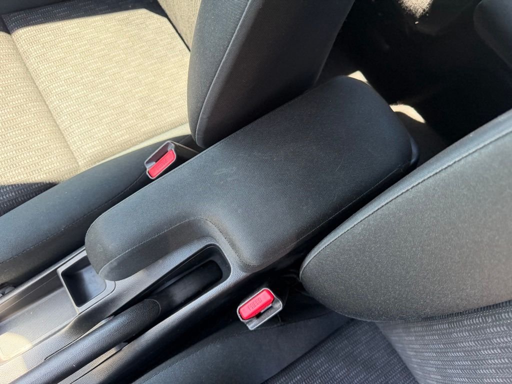 Used 2015  Honda LX image 24