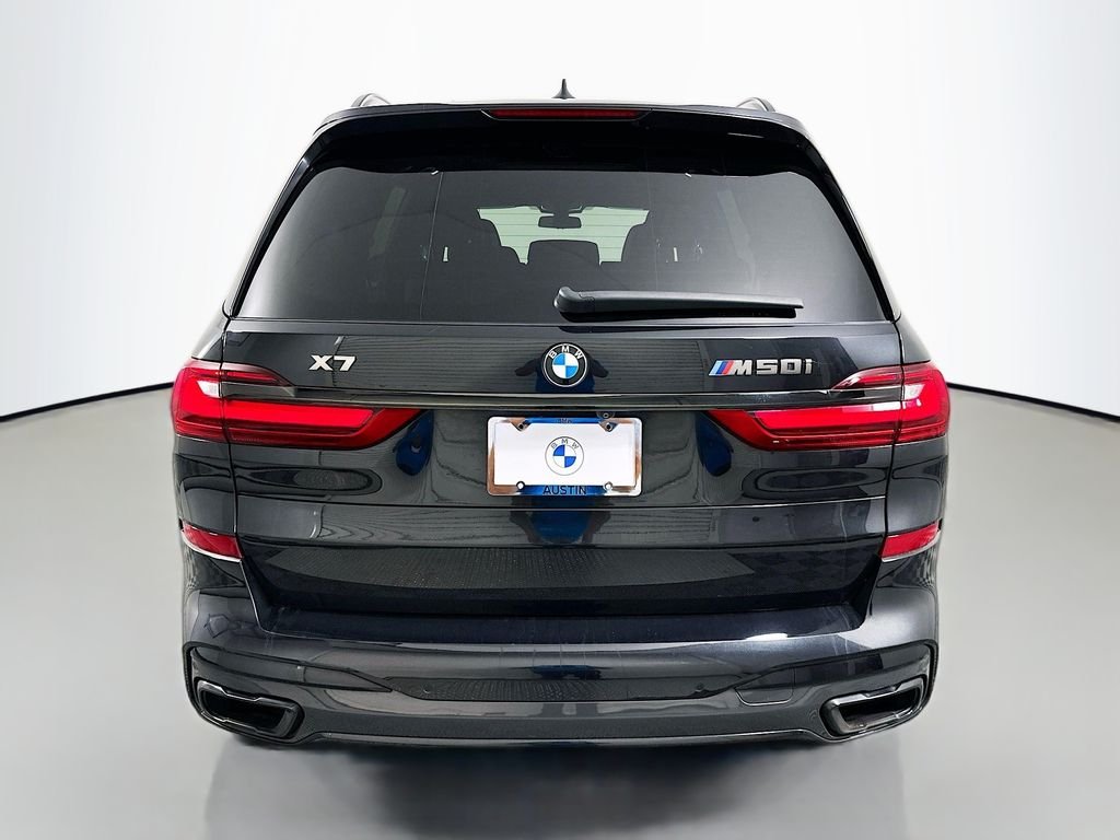 Used 2022 Black Sapphire Metallic BMW M50i image 6