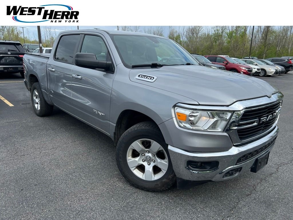 2021 RAM 1500 Big Horn/Lone Star 4x4 Crew Cab 5'7's photo