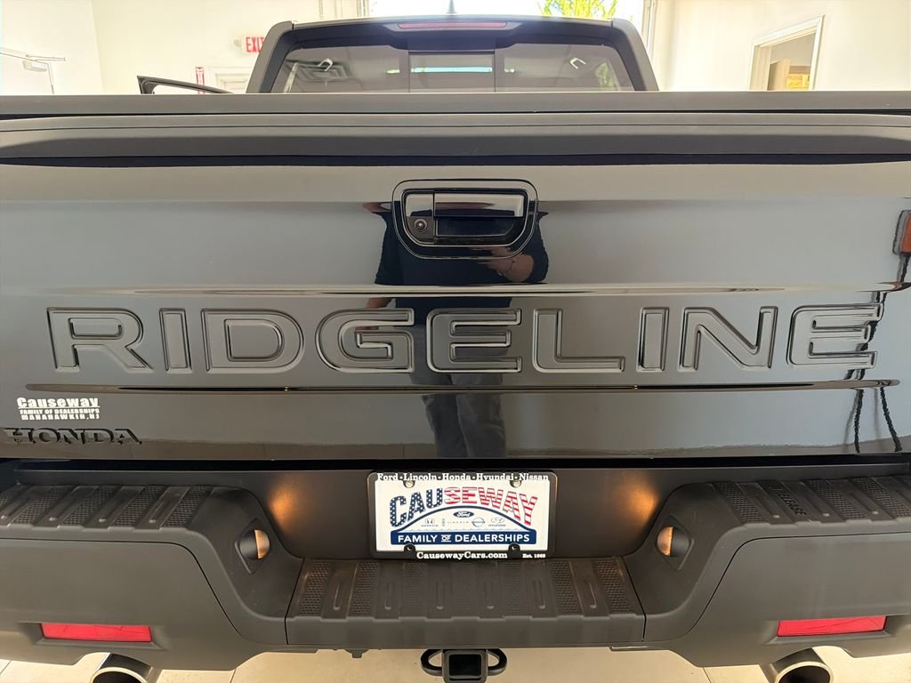 Used 2024  Honda RTL image 35