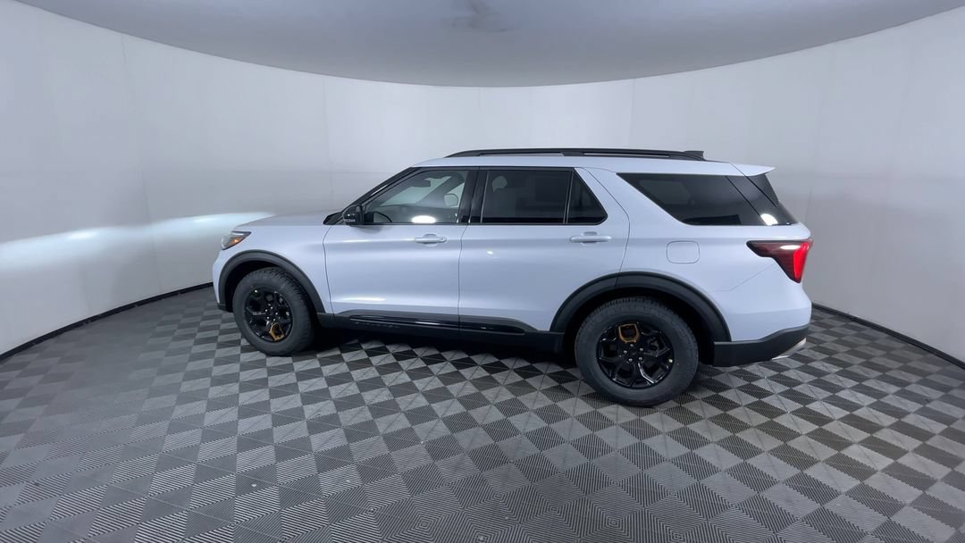 2026 Ford Explorer Tremor - Photo 6