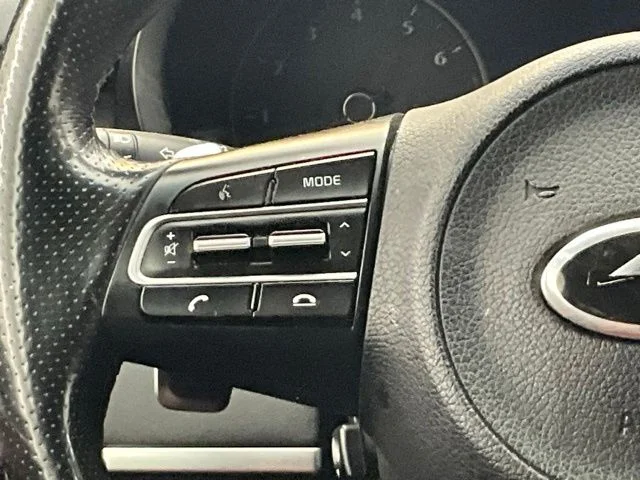 Used 2019 White Kia GT2 image 20