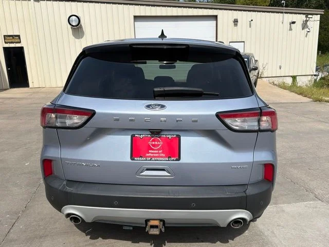 Used 2022 Blue Ford Titanium image 4