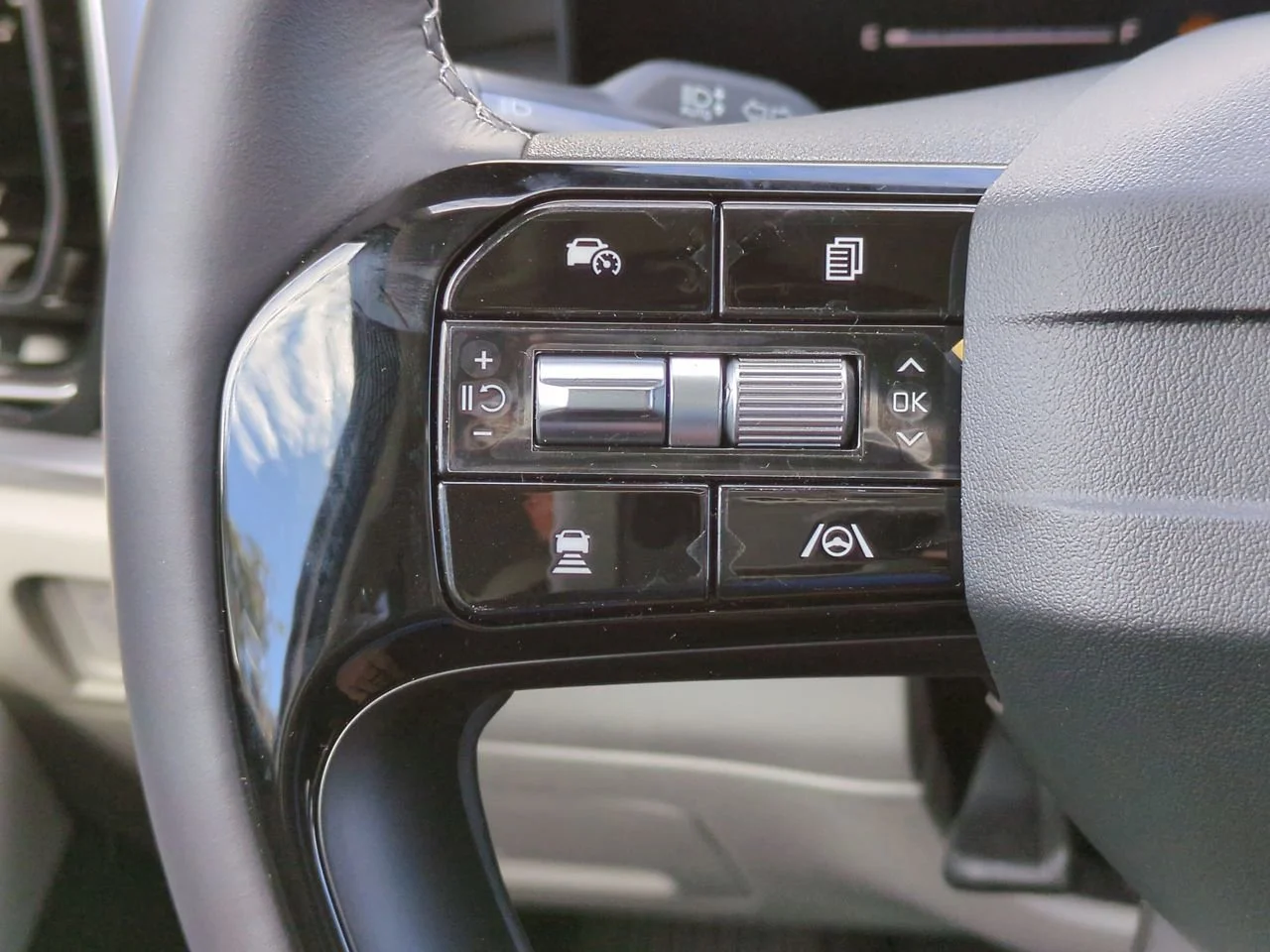 2026 Kia Sorento S - Photo 28