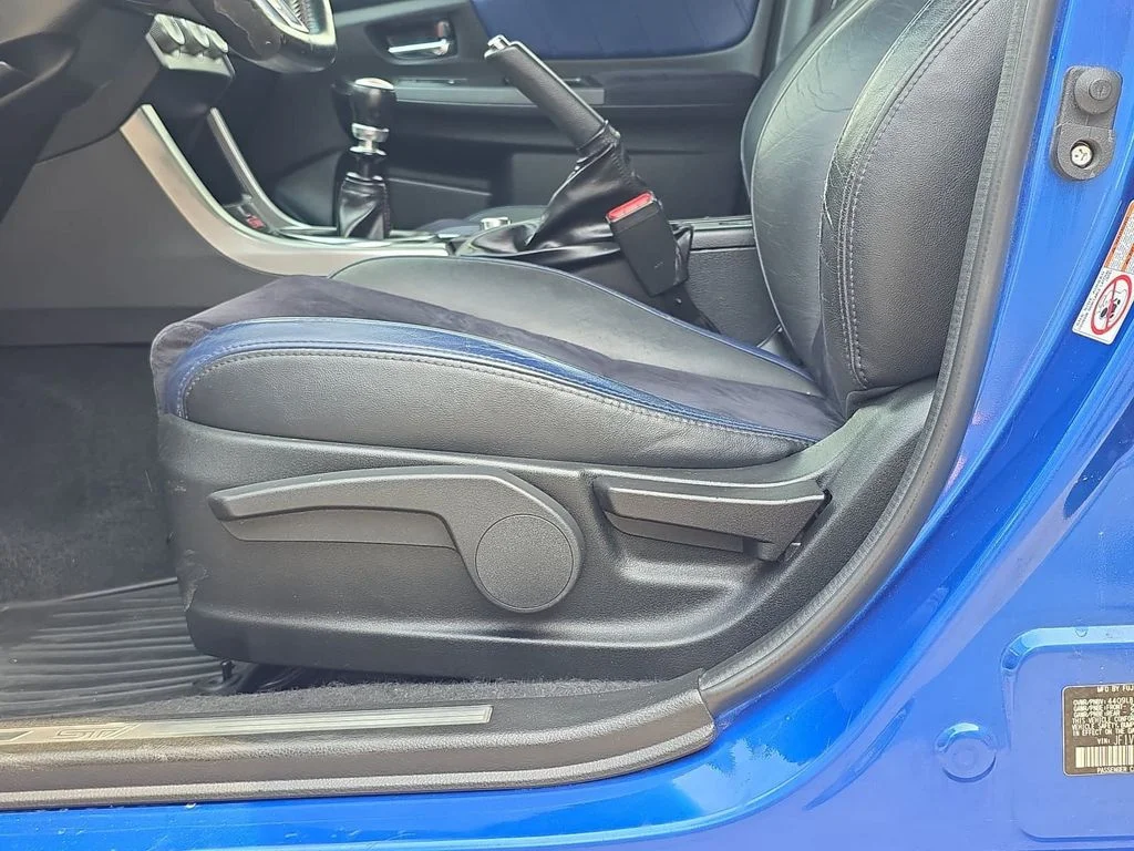 2015 Subaru WRX STI Launch Edition - Photo 23