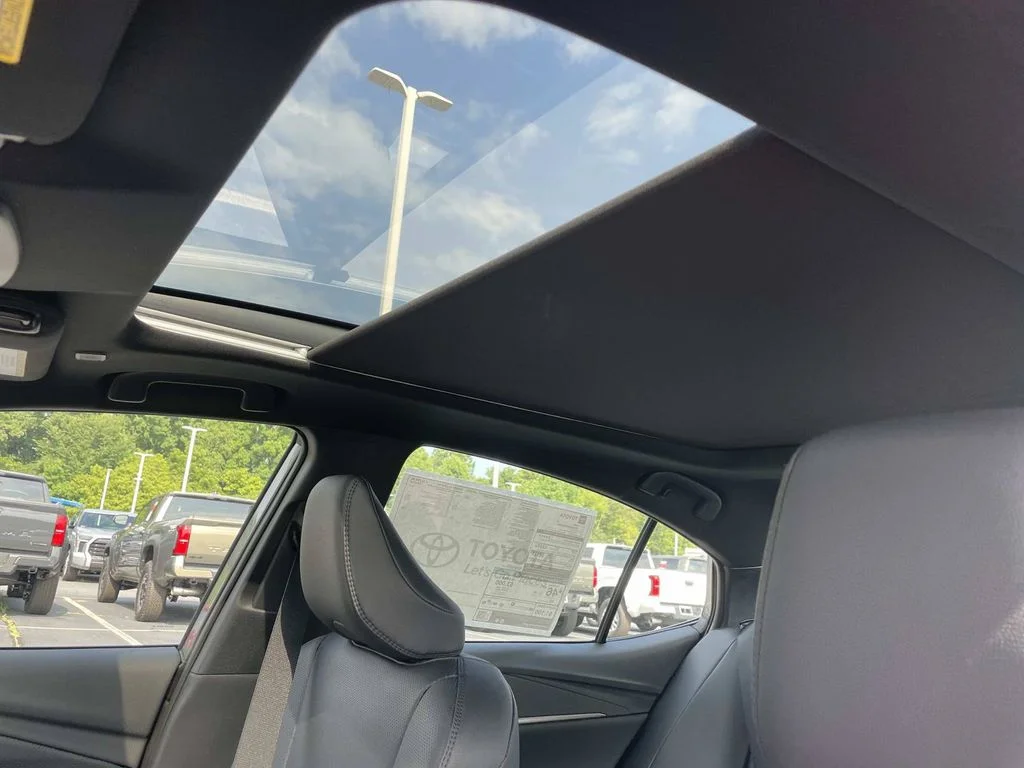 New 2026 Heavy Metal with Midnight Black Metallic roof Toyota XSE image 28