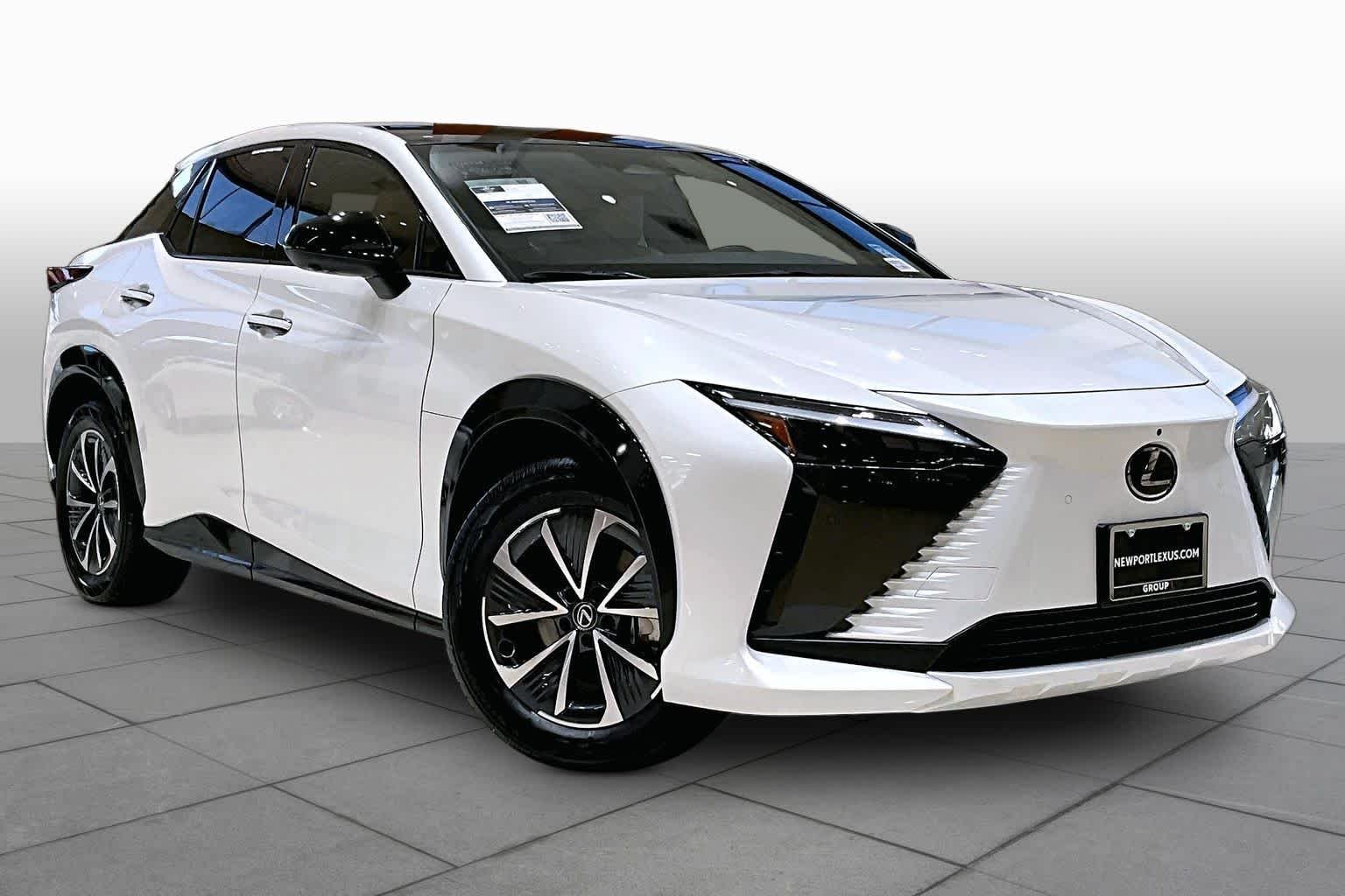 Certified Used 2023 Eminent White Pearl Lexus Premium image 2