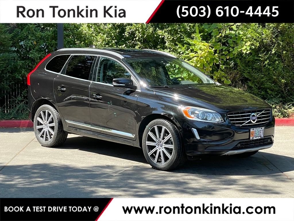 Used 2017 Onyx Black Metallic Volvo T6 Inscription image 1