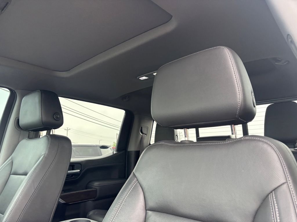 Used 2020 White GMC SLT image 13
