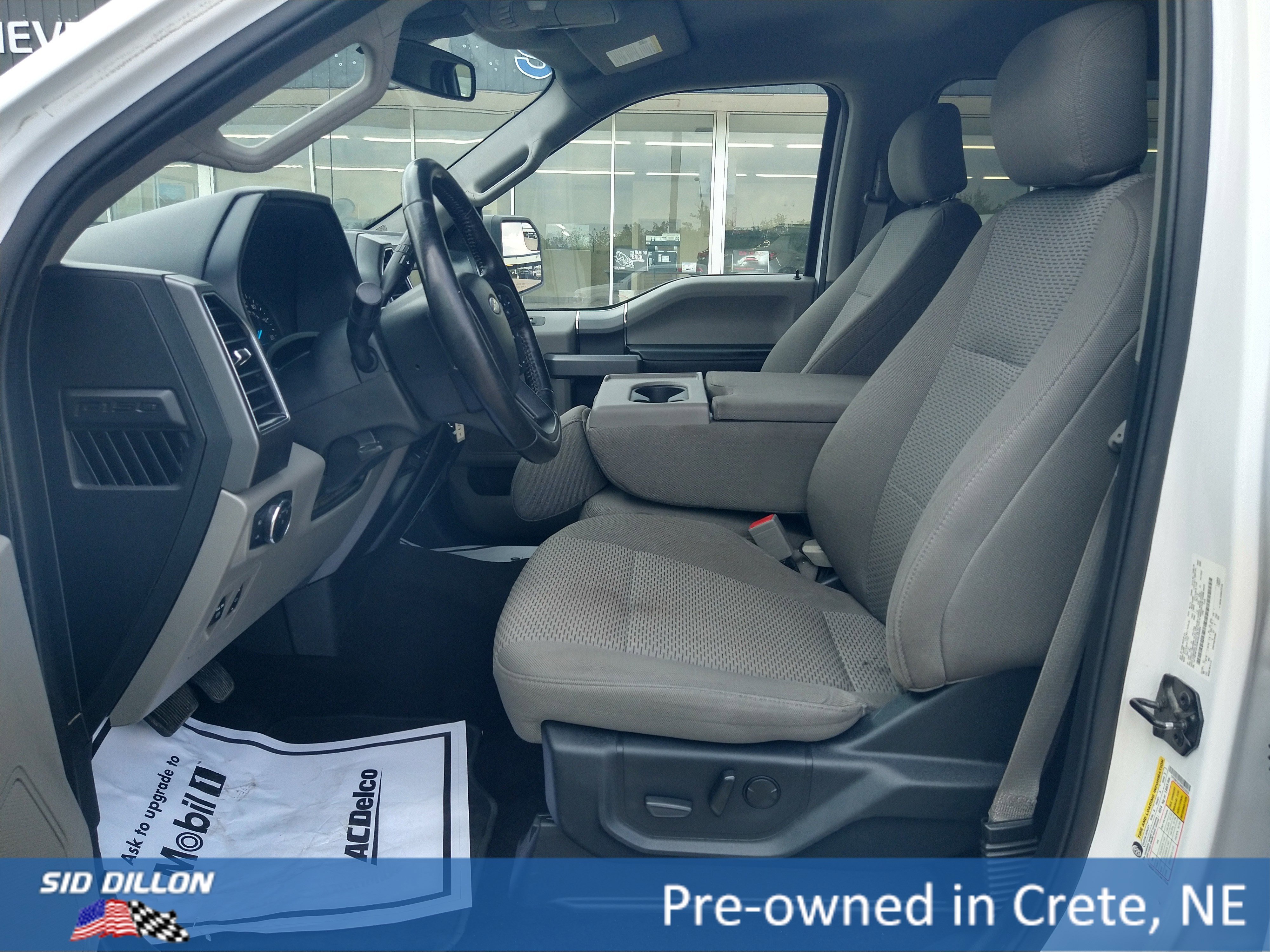 Used 2019 Oxford White Ford XLT image 3