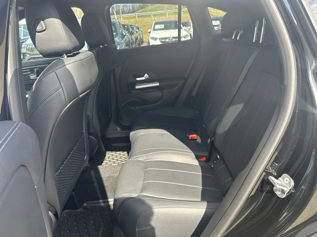 Used 2025 Black Mercedes-Benz GLA 250 image 24