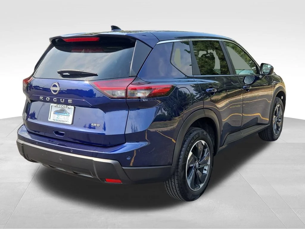 2025 Nissan Rogue SV - Photo 11